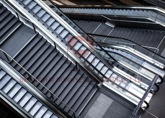 Binnen de Veiligheidsvvvf Energie van de Winkelcomplexroltrap - Aangepast besparingssysteem